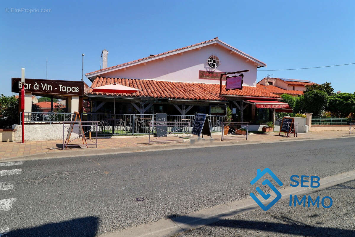 Commerce à SAINT-GENIS-DES-FONTAINES