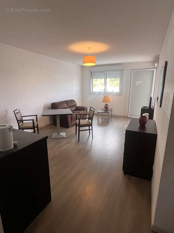 Appartement à YZEURE