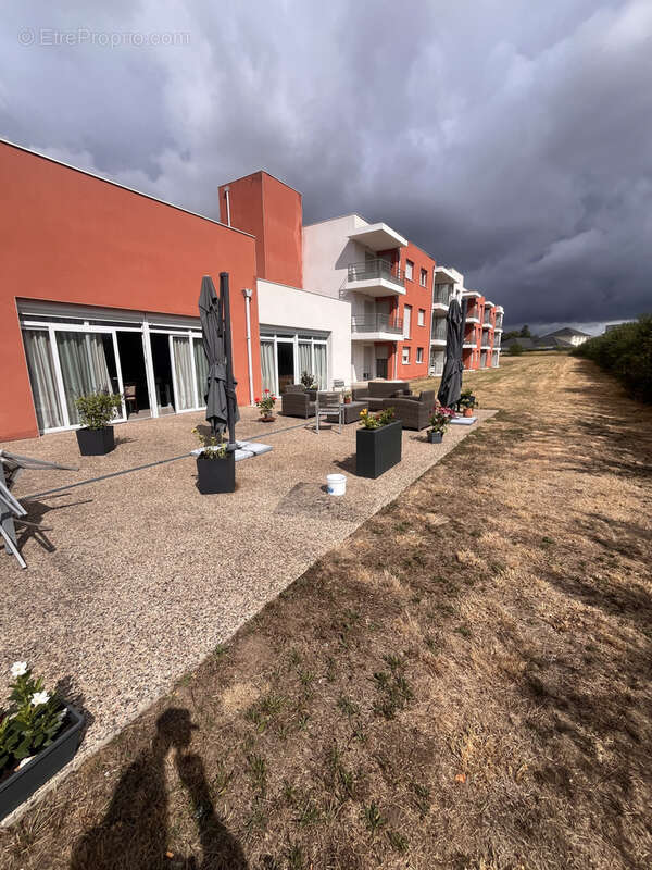 Appartement à YZEURE