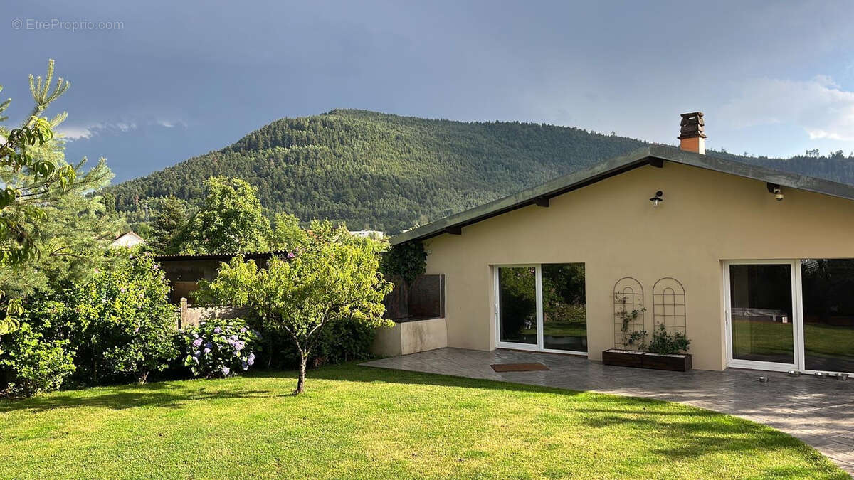 Maison à RAON-L&#039;ETAPE