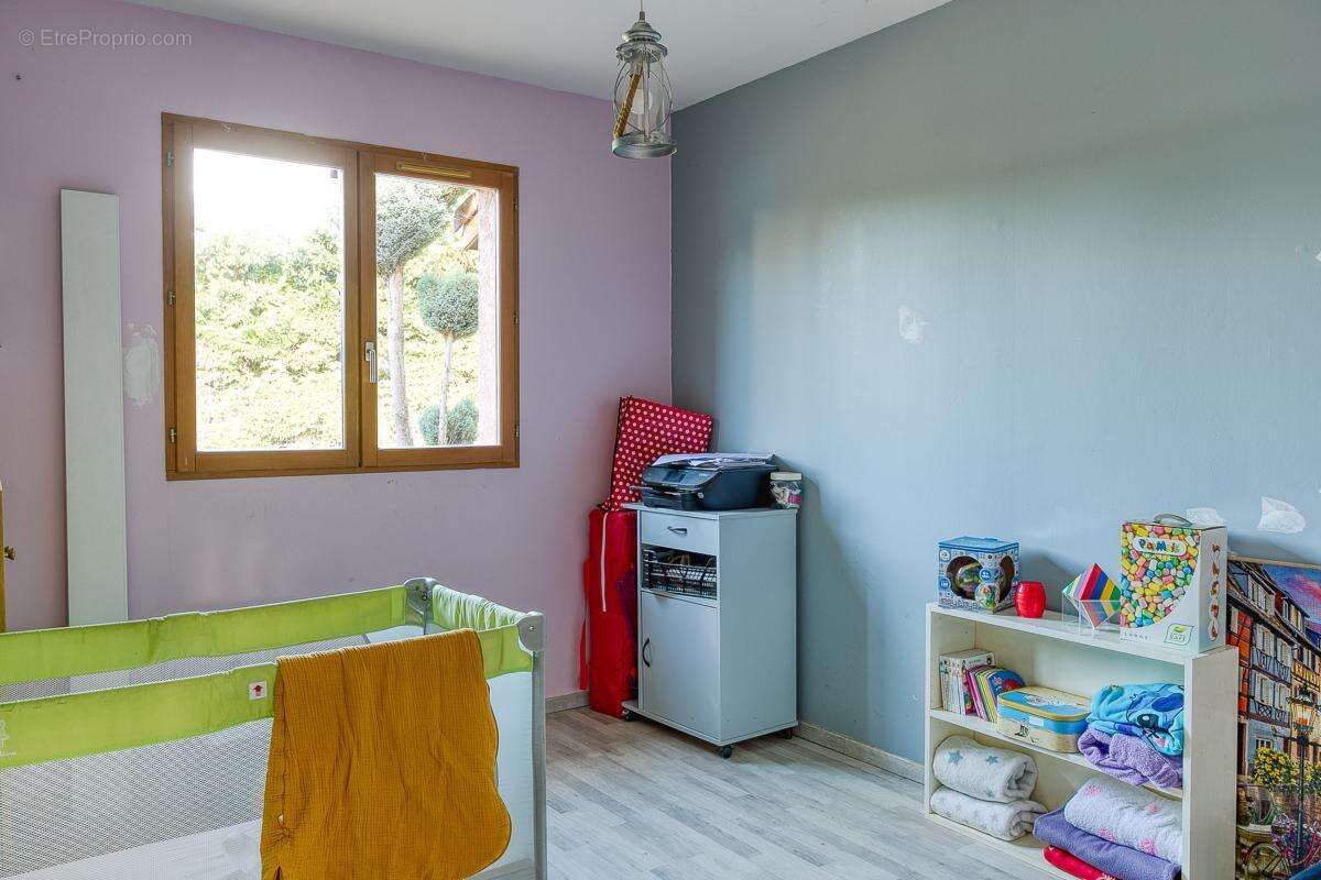 Maison à AUBERIVES-SUR-VAREZE