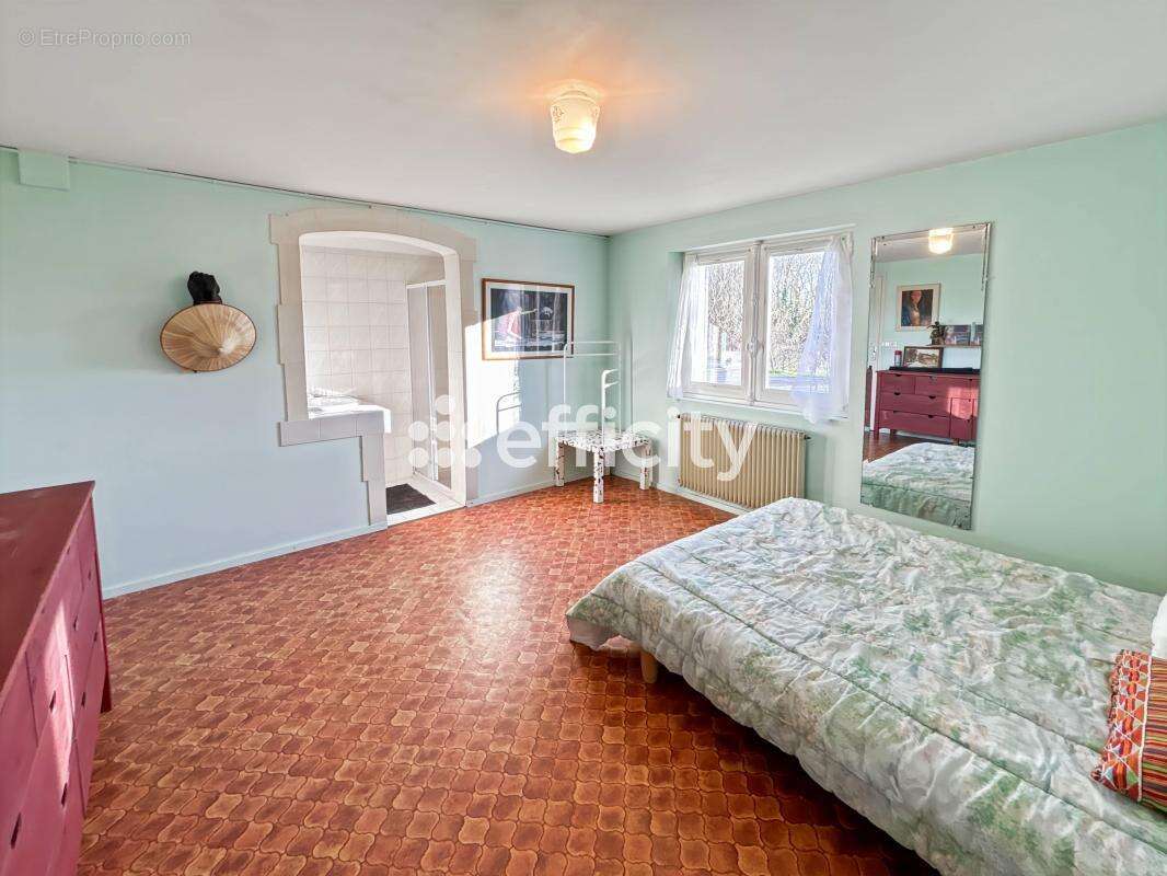 Maison à SAINT-CESAIRE