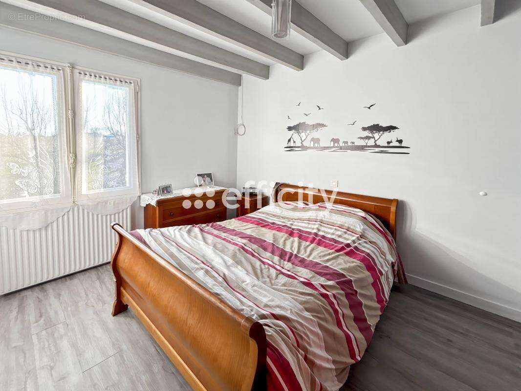 Maison à SAINT-CESAIRE