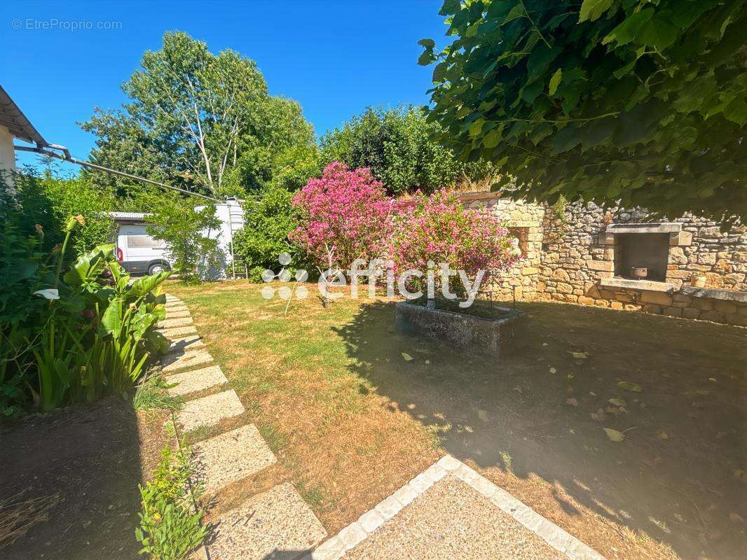 Maison à SAINT-CESAIRE