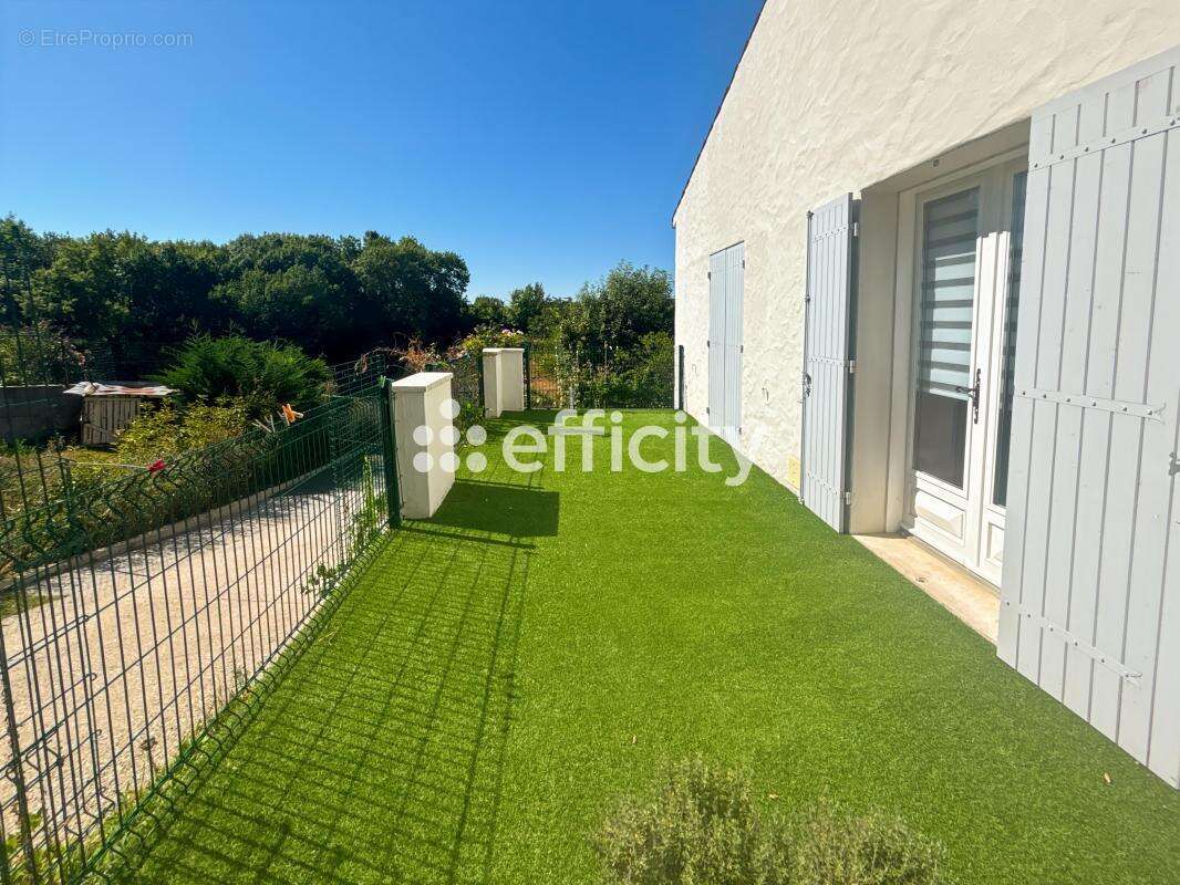 Maison à SAINT-CESAIRE