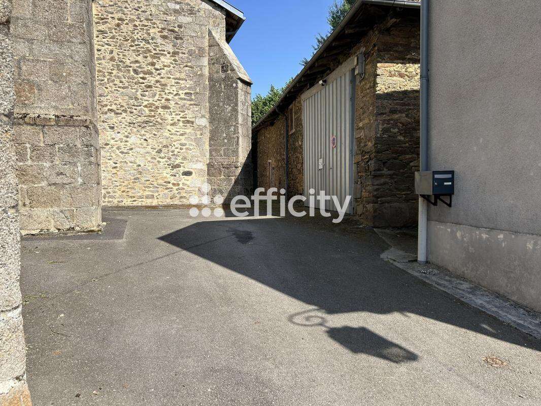 Terrain à SEREILHAC