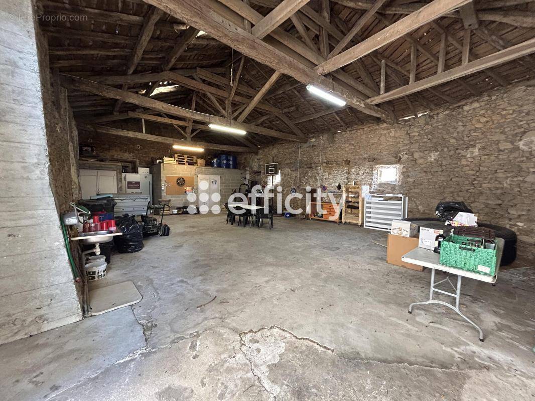 Terrain à SEREILHAC