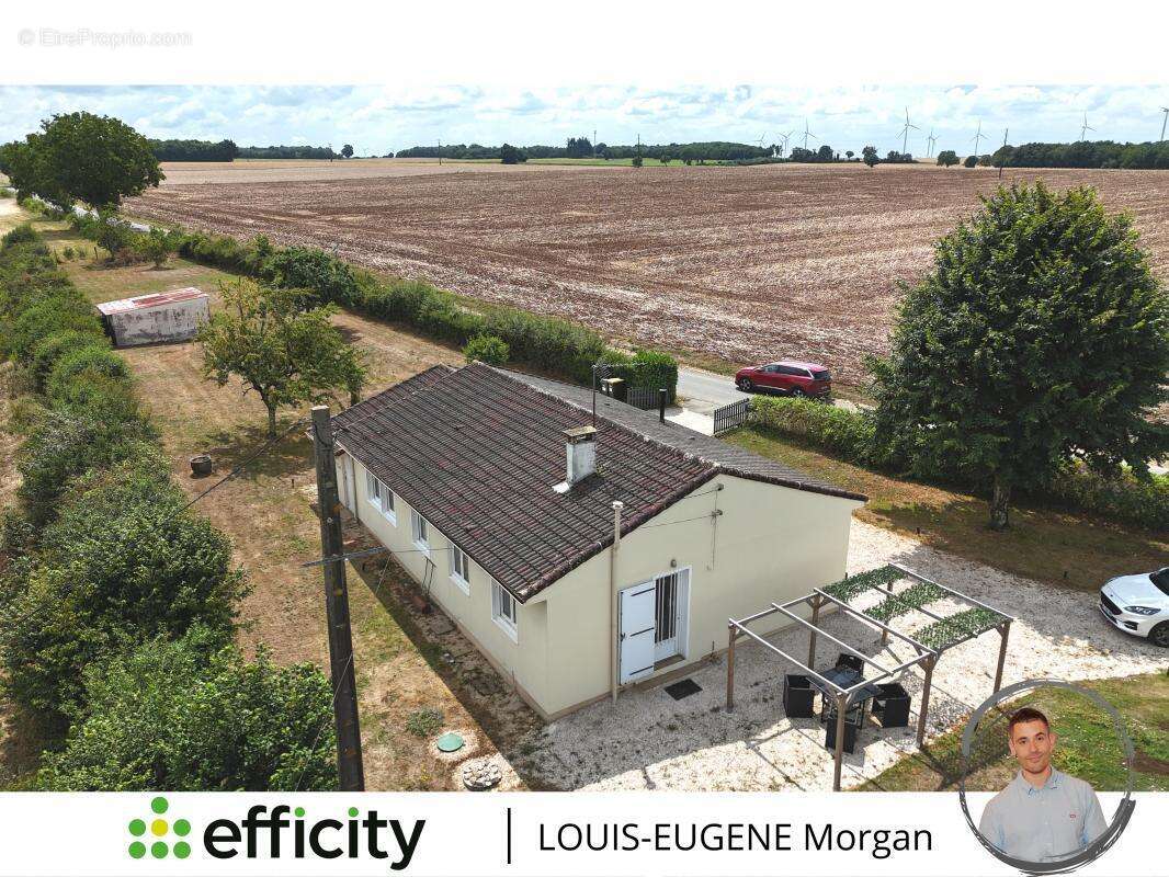 Maison à SAINT-PIERRE-D&#039;EXIDEUIL