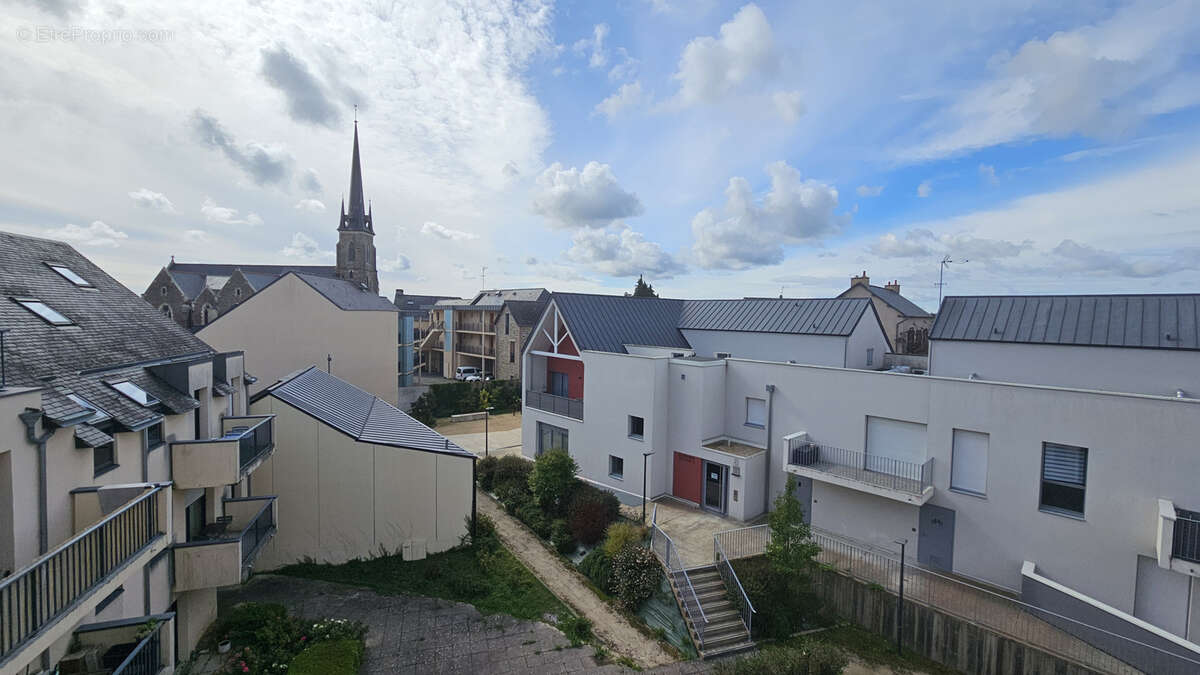 Appartement à SAINT-ERBLON