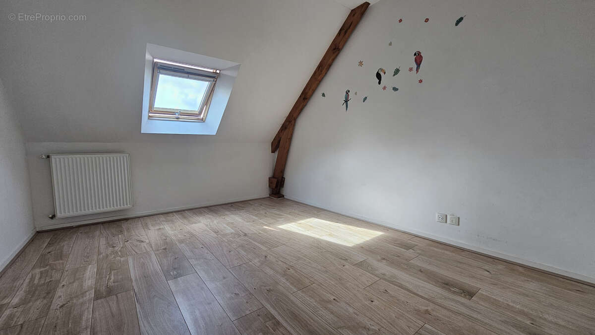 Appartement à SAINT-ERBLON