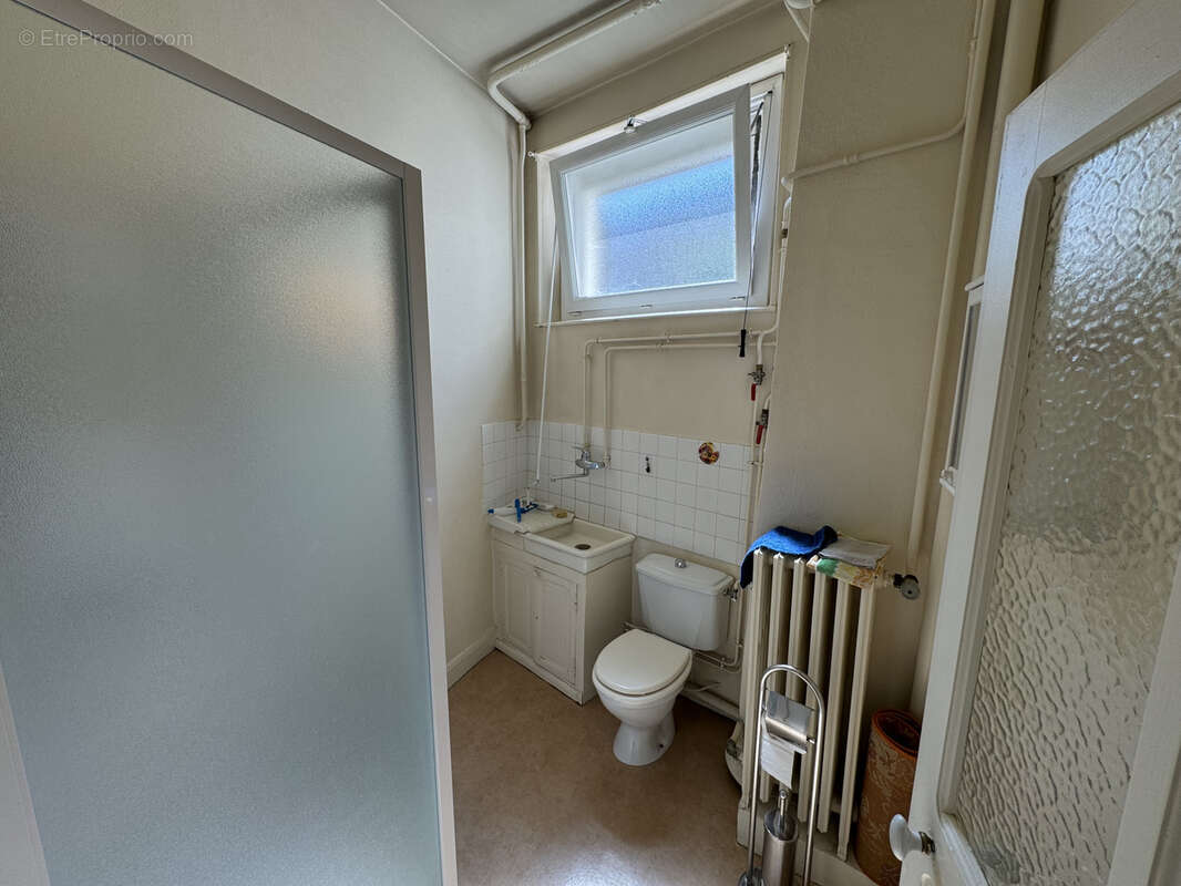 Maison à PONT-DU-CHATEAU