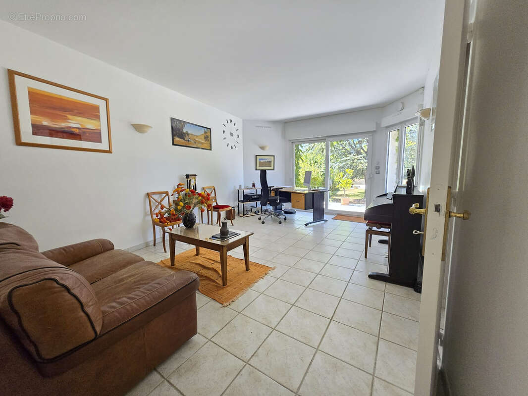 Maison à SAINT-SAUVEUR-SUR-ECOLE