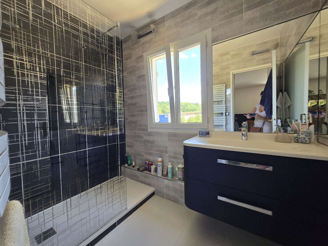 Maison à SAINT-SAUVEUR-SUR-ECOLE