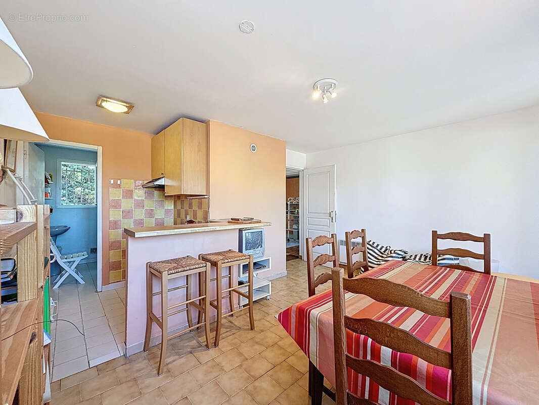 Maison à SIX-FOURS-LES-PLAGES