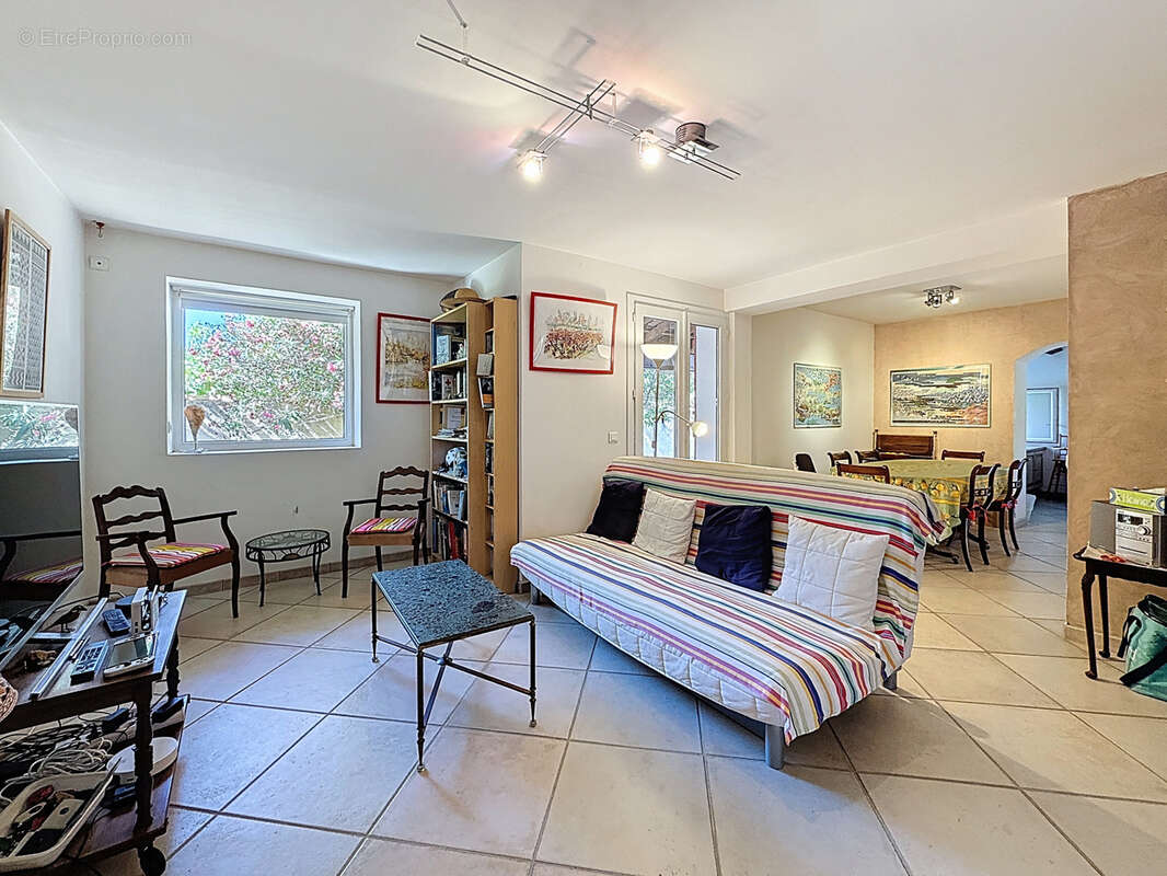 Maison à SIX-FOURS-LES-PLAGES