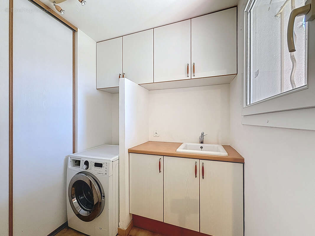 Maison à SIX-FOURS-LES-PLAGES