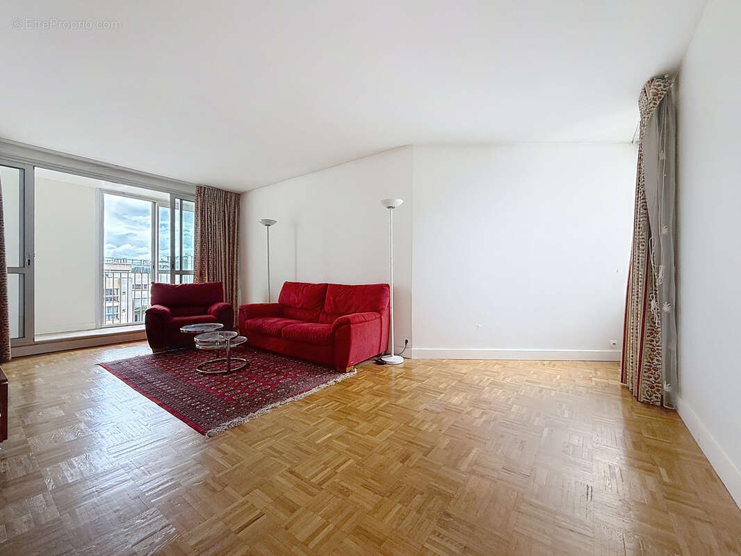 Appartement à PARIS-19E