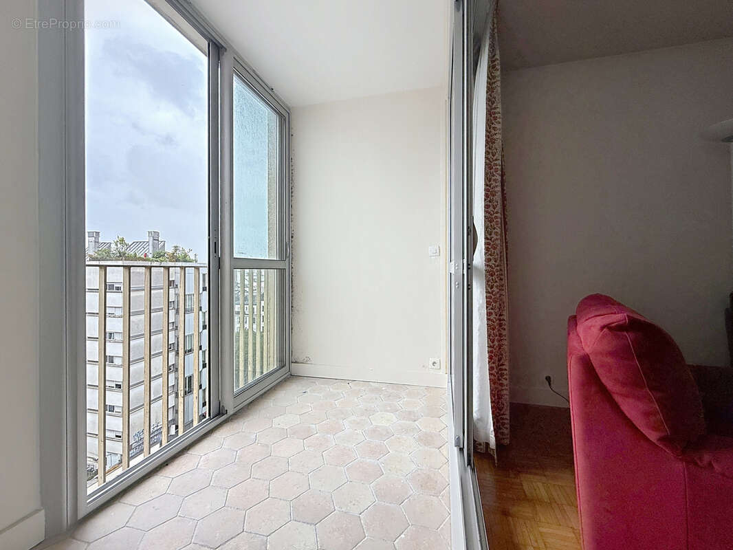 Appartement à PARIS-19E