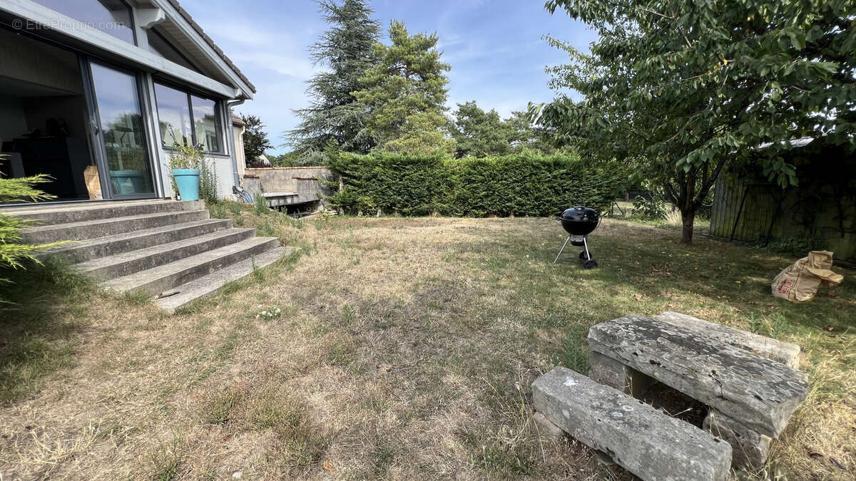 Maison à LA FERTE-ALAIS