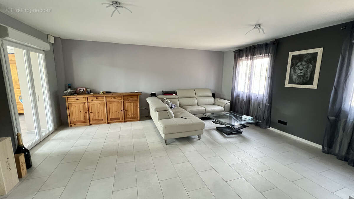 Maison à LA FERTE-ALAIS