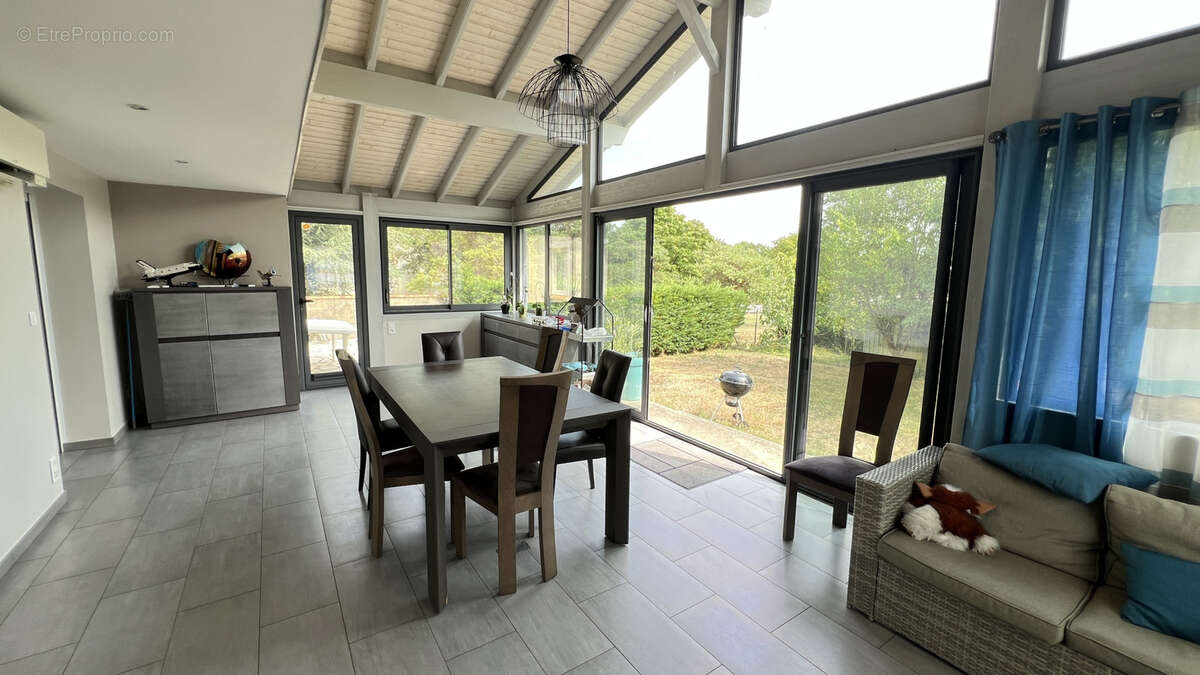 Maison à LA FERTE-ALAIS