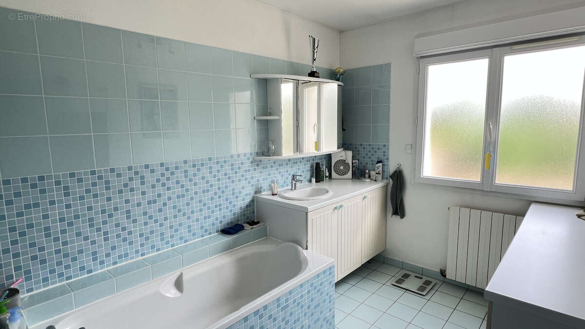 Maison à LA FERTE-ALAIS