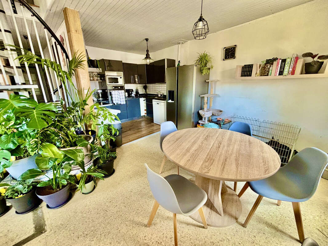Appartement à VAISON-LA-ROMAINE