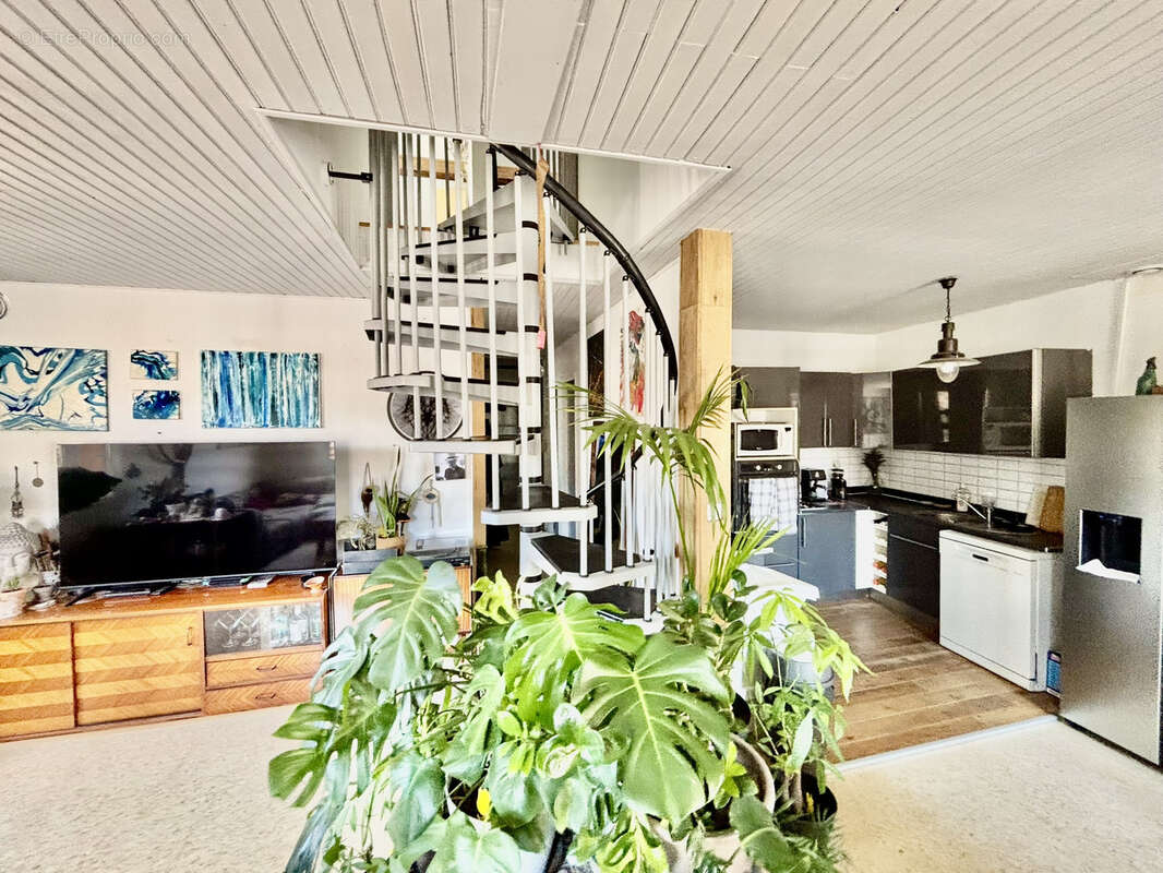 Appartement à VAISON-LA-ROMAINE