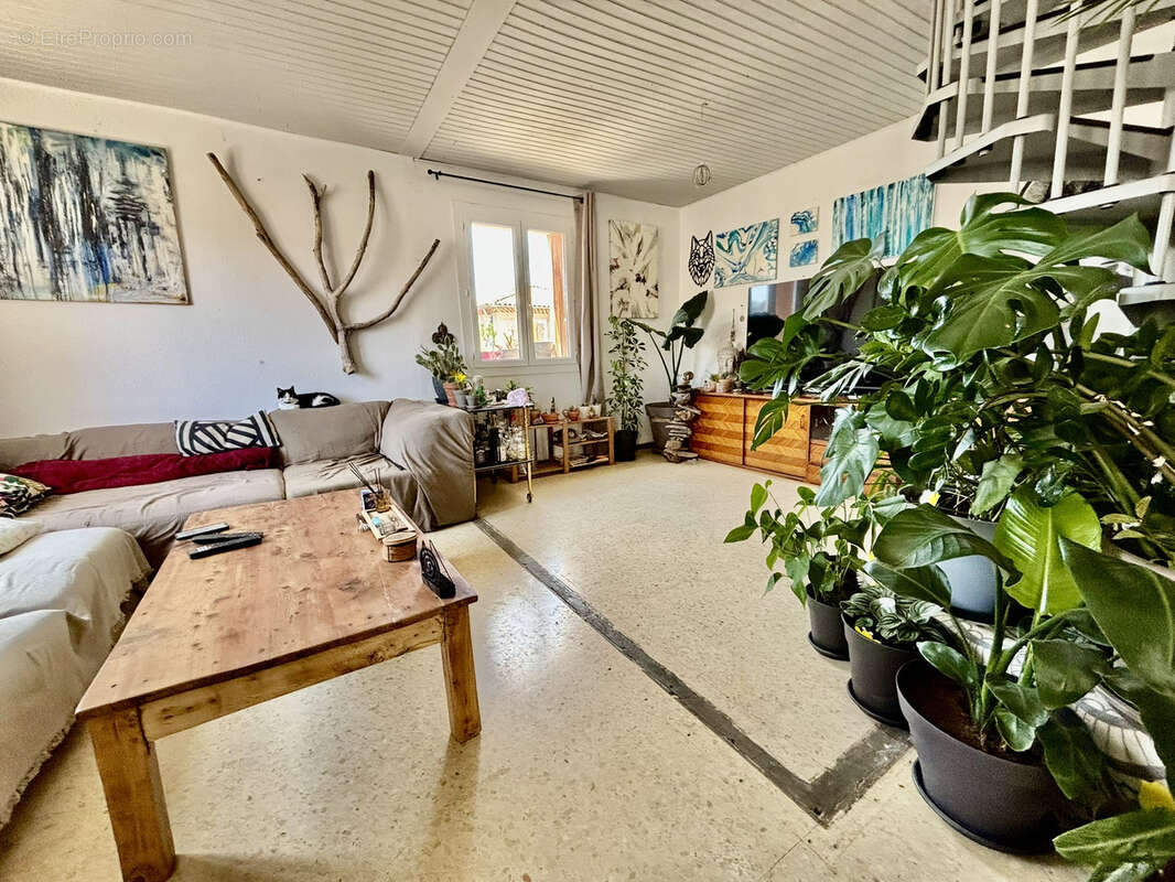 Appartement à VAISON-LA-ROMAINE