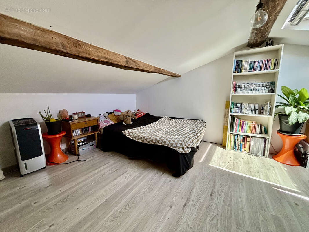 Appartement à VAISON-LA-ROMAINE