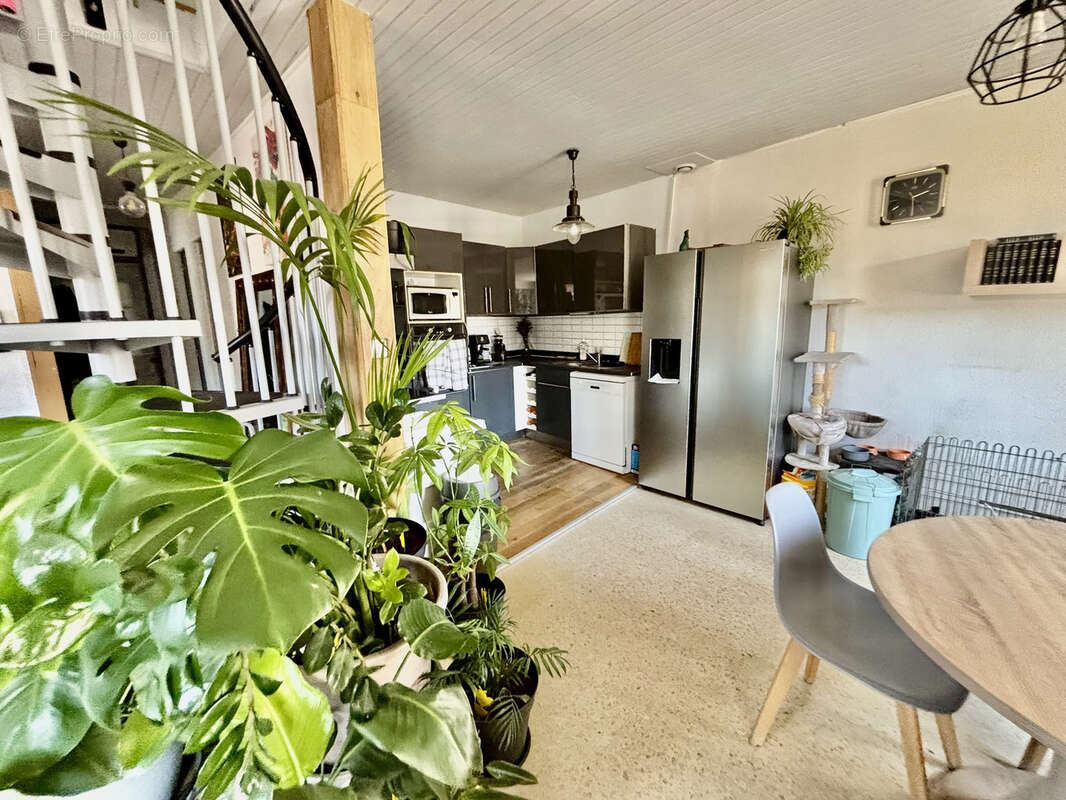 Appartement à VAISON-LA-ROMAINE