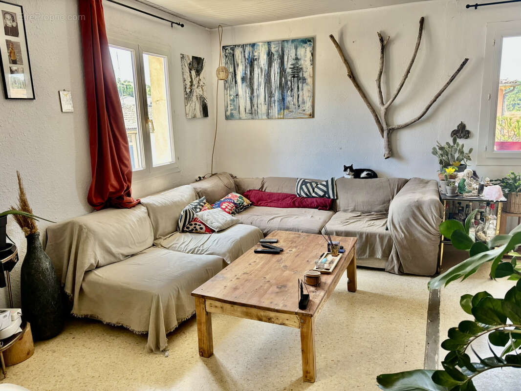 Appartement à VAISON-LA-ROMAINE
