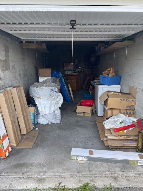 Parking à CLERMONT-FERRAND