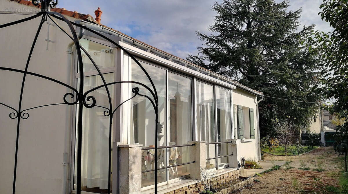 Maison à PONT-SAINT-ESPRIT