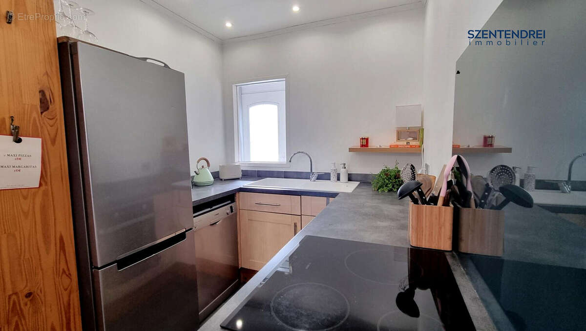 Appartement LUNEL F3 extérieur SZENTENDREI Immobilier - Appartement à LUNEL