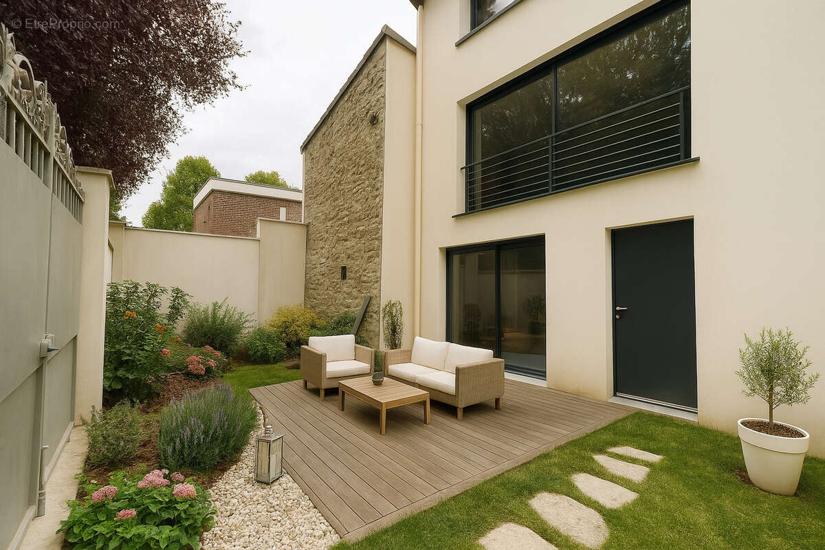 Maison à SAINT-MAUR-DES-FOSSES