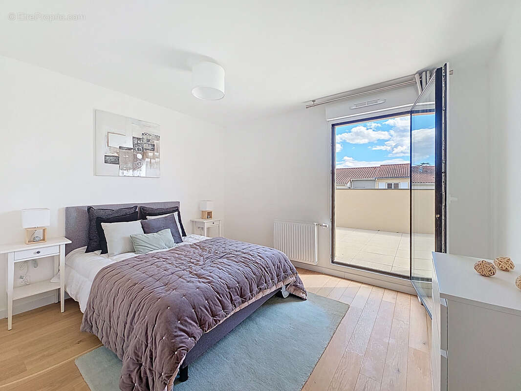 Appartement à CRAPONNE