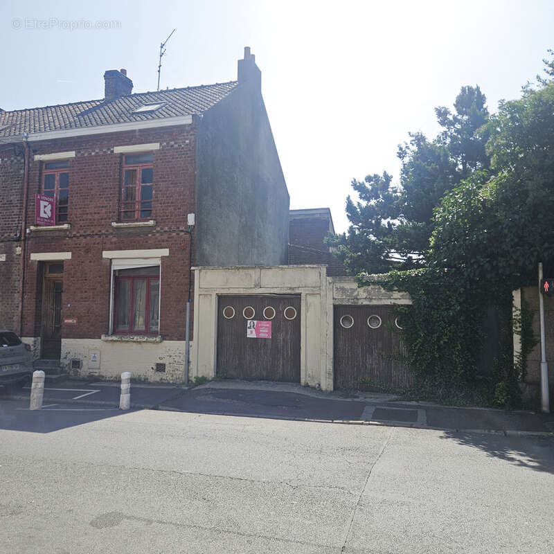 Maison à HENIN-BEAUMONT