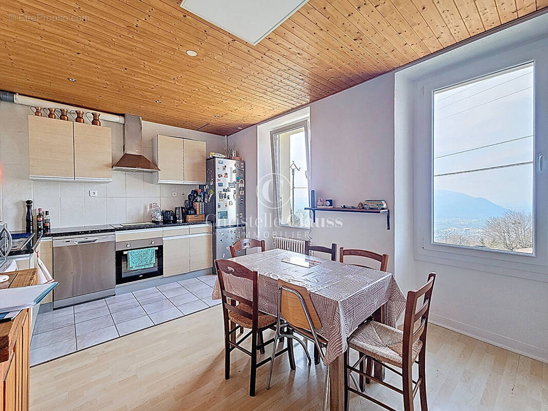 Appartement à LUCINGES