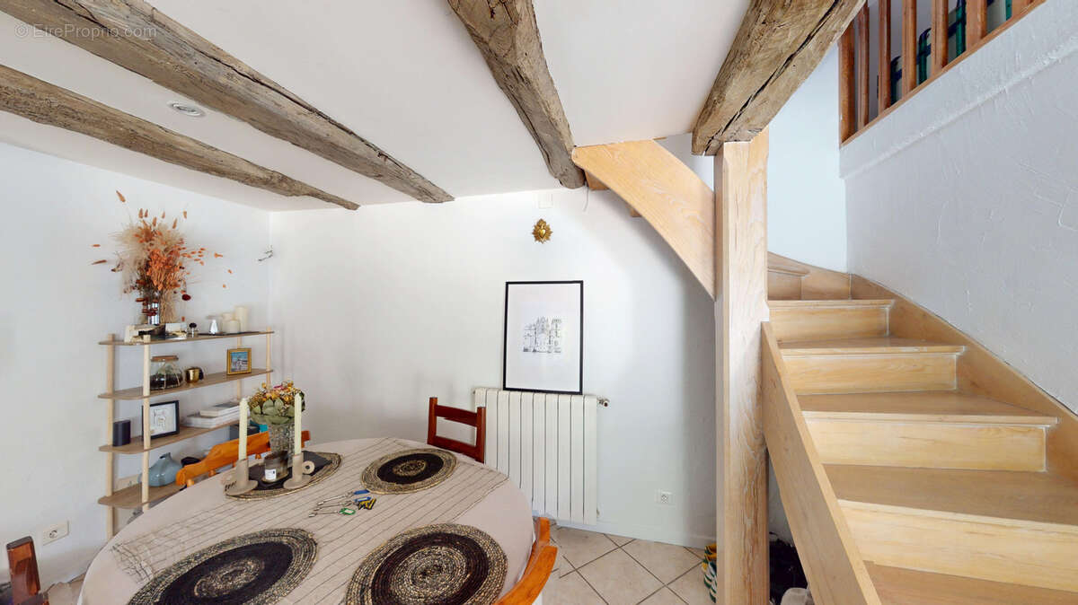 Maison à BARAQUEVILLE