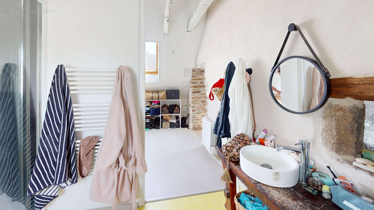 Maison à BARAQUEVILLE