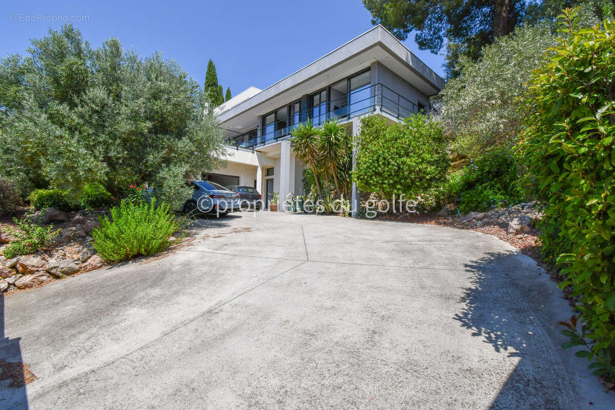 Maison à BALARUC-LE-VIEUX