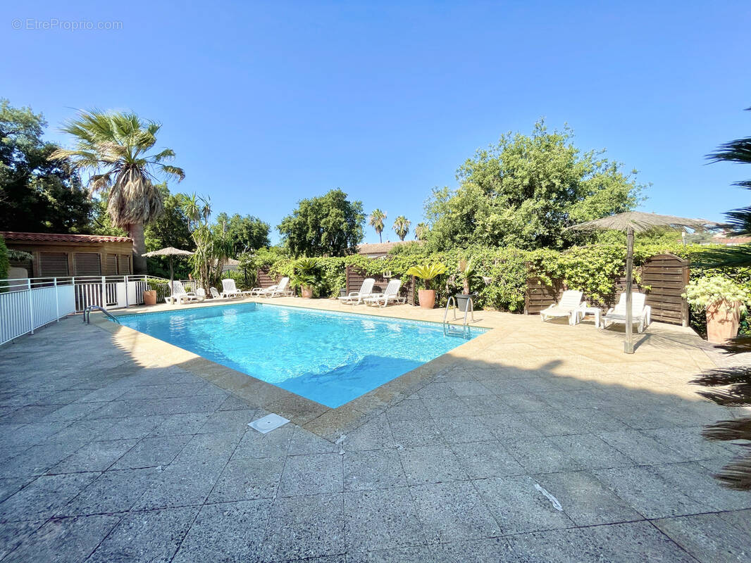 Appartement à FREJUS