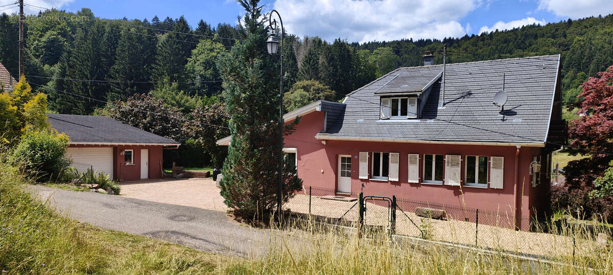 Maison à GRANDFONTAINE