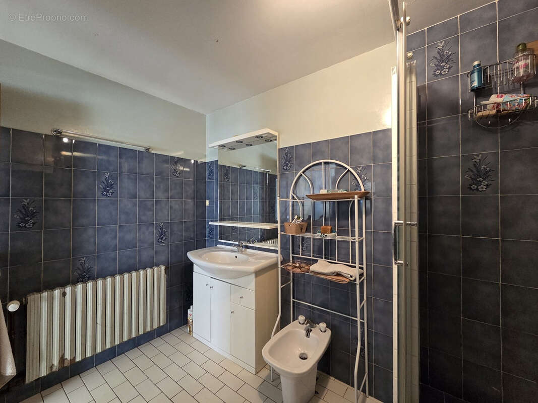 Maison à LOCHES-SUR-OURCE