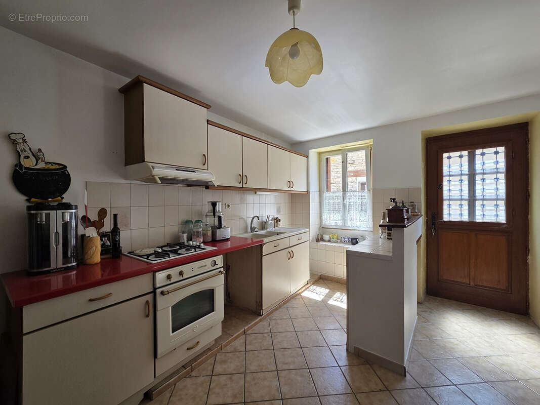 Maison à LOCHES-SUR-OURCE