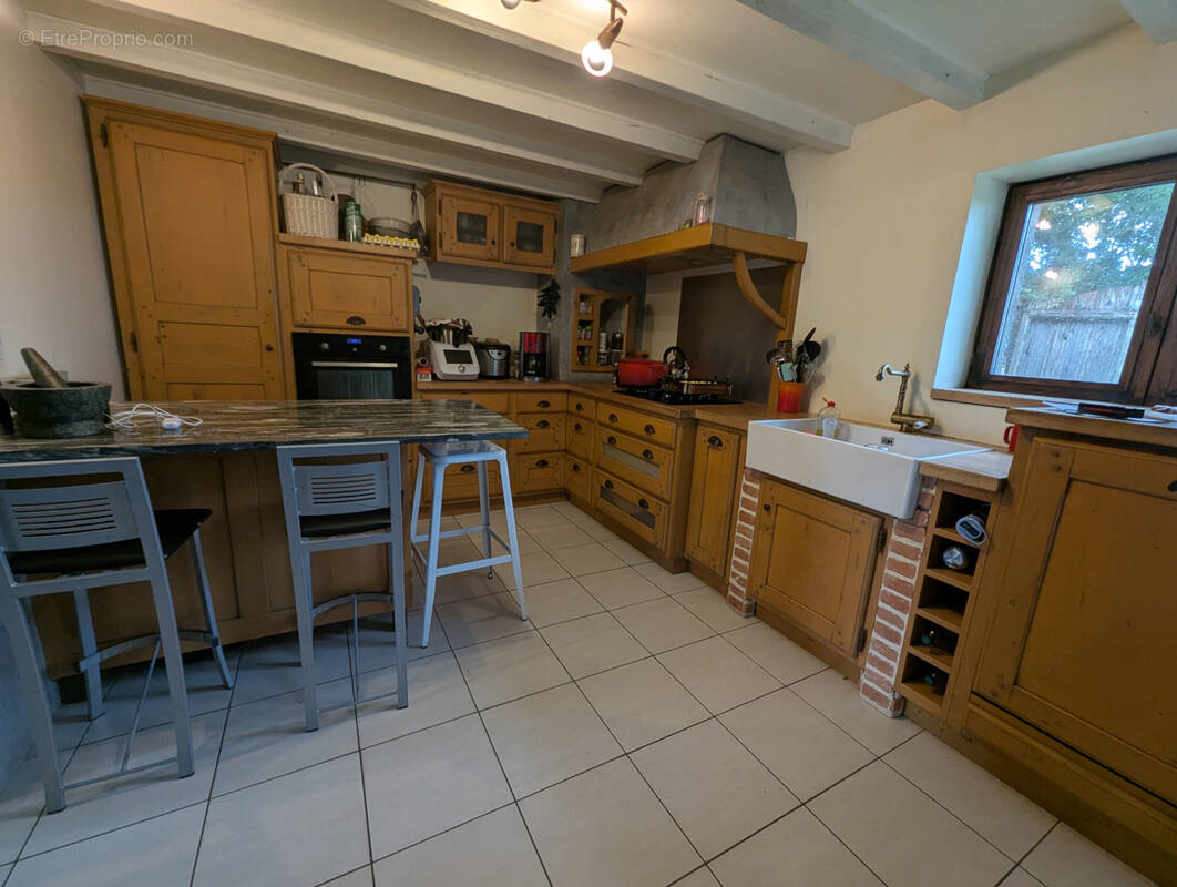 Maison à LES HERBIERS