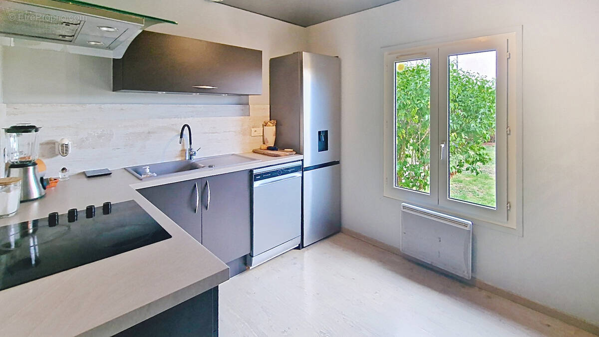 Maison à FERRIERES-EN-GATINAIS