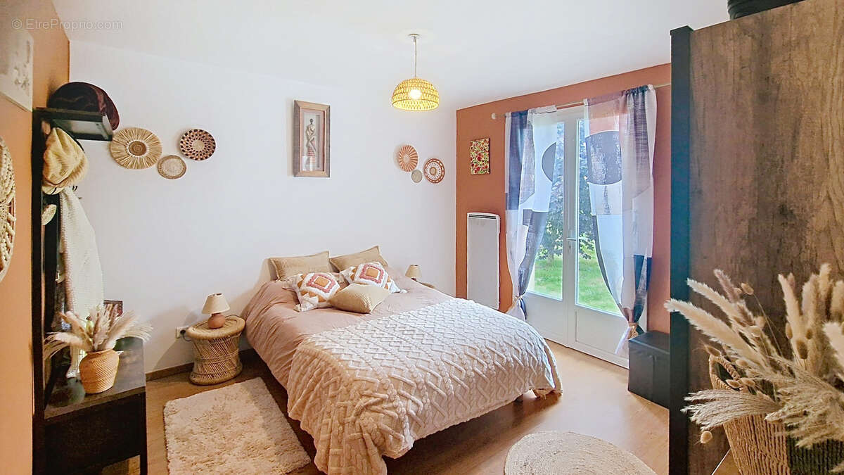 Maison à FERRIERES-EN-GATINAIS