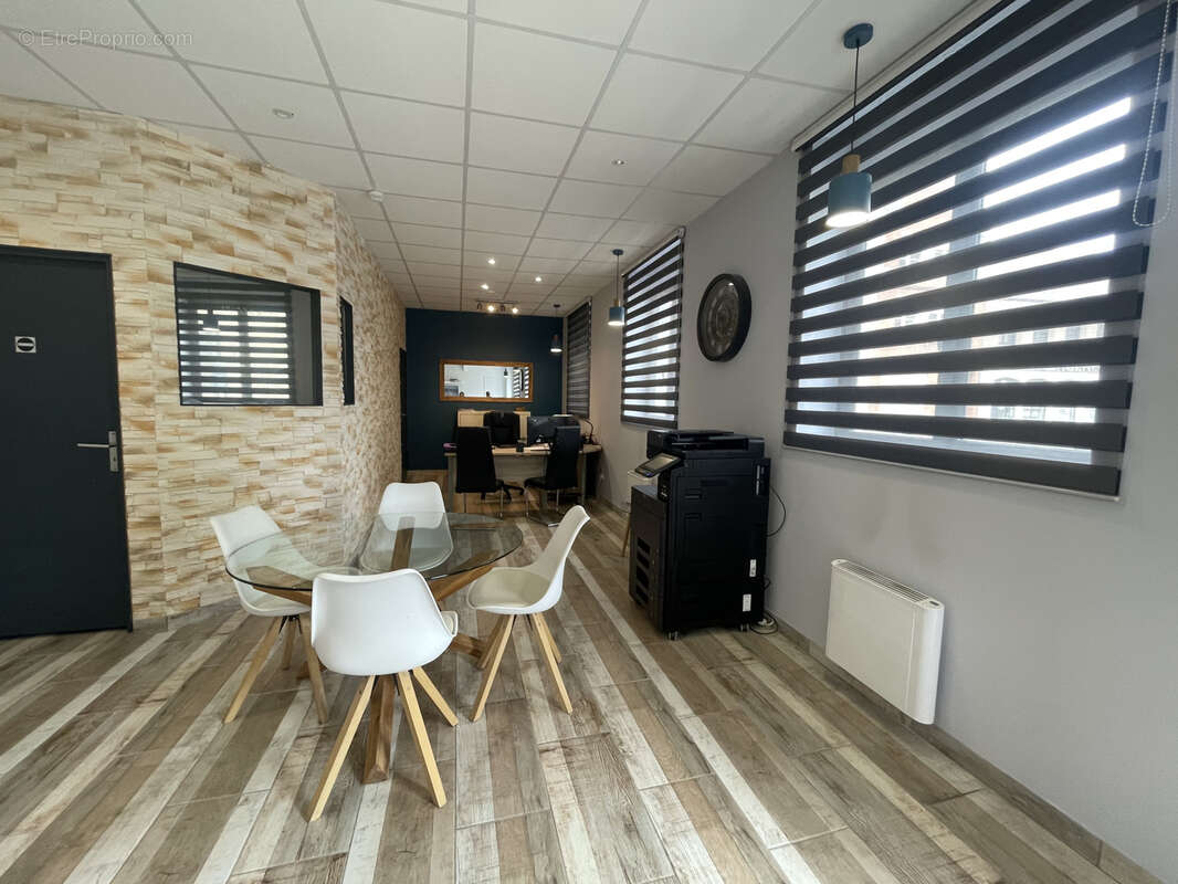 Commerce à STEENVOORDE